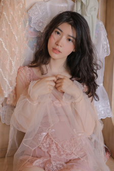 女主和父子二人在一起的古言宠文